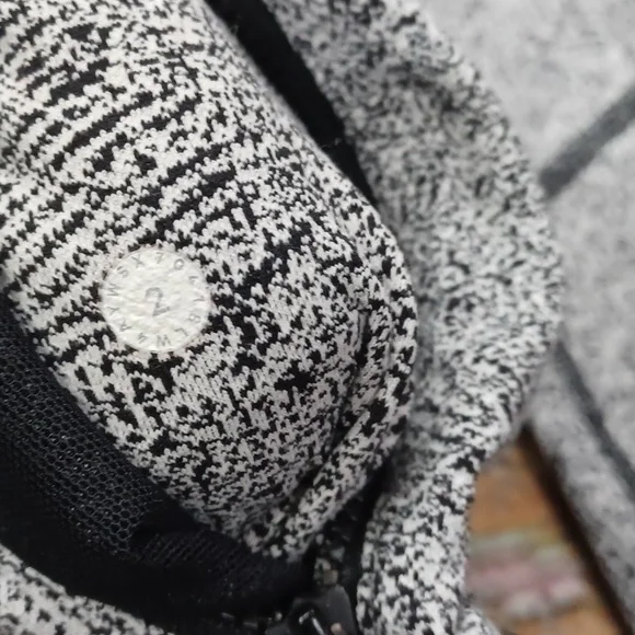 Lululemon Define Jacket - Picture 5 of 7